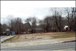 Land for Sale and Lease portefeuille de 2 biens à vendre sur LoopNet.fr - Photo principale – Image 2 sur 2