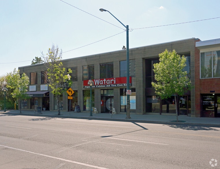 10106-10110 124 St, Edmonton, AB à louer - Photo de l’immeuble – Image 3 sur 6