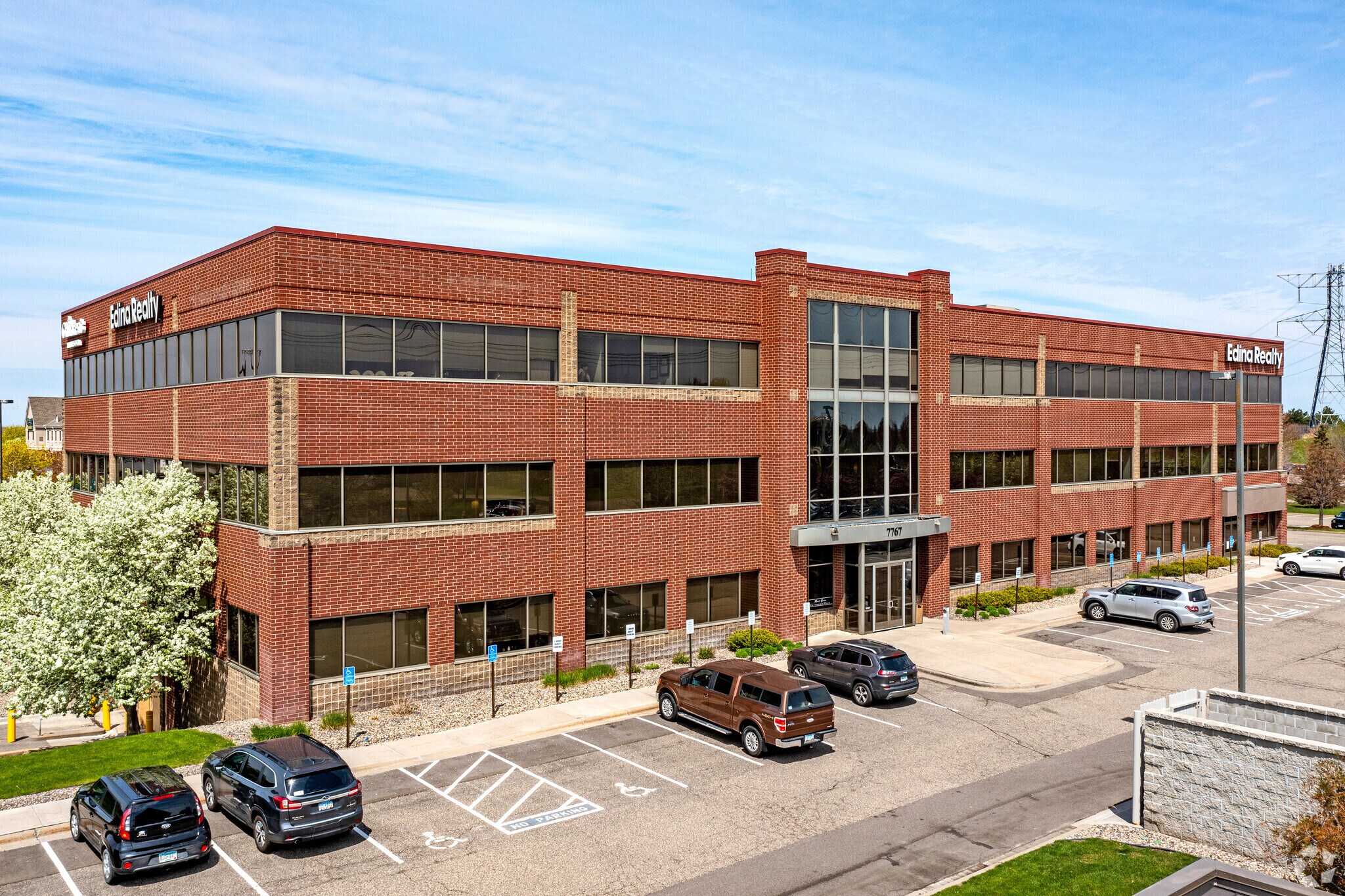 7767 Elm Creek Blvd N, Maple Grove, MN à vendre Photo principale– Image 1 sur 14