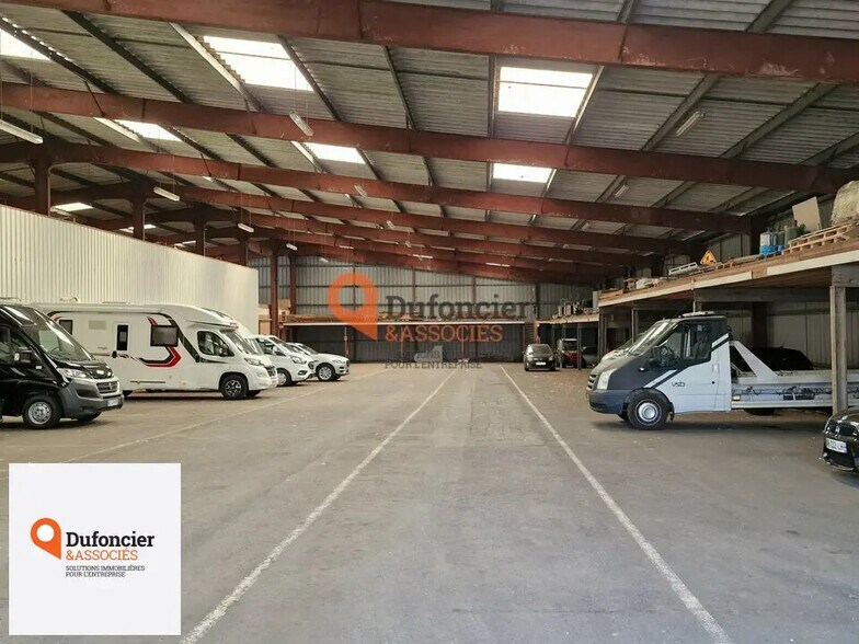 Industriel/Logistique dans Poitiers à louer - Photo de l’immeuble – Image 3 sur 8