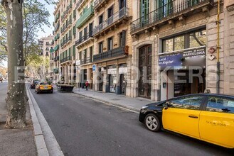 Local commercial dans Barcelone, Barcelona à louer Photo intérieure– Image 1 sur 6