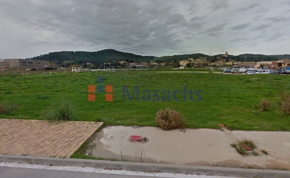 Terrain dans Mont-ras, Gerona à vendre - Photo de l’immeuble – Image 3 sur 6
