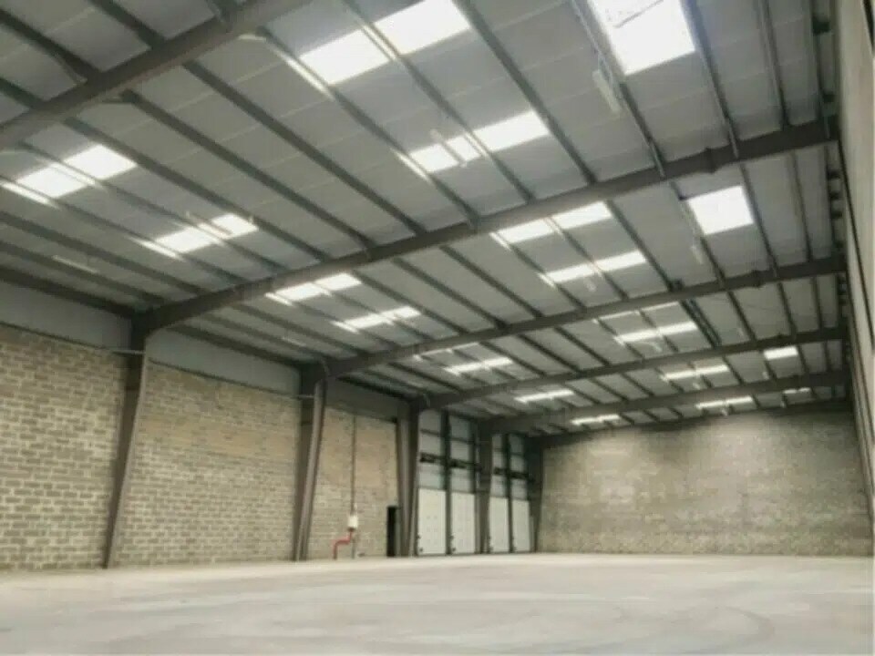 Local d’activités dans Montivilliers à louer Photo intérieure– Image 1 sur 3