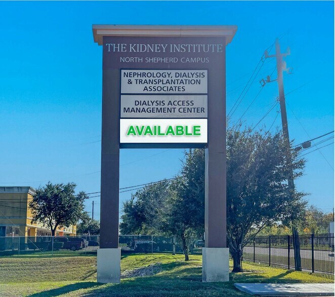 7272 N Shepherd Dr, Houston, TX à louer - Photo de l’immeuble – Image 2 sur 3