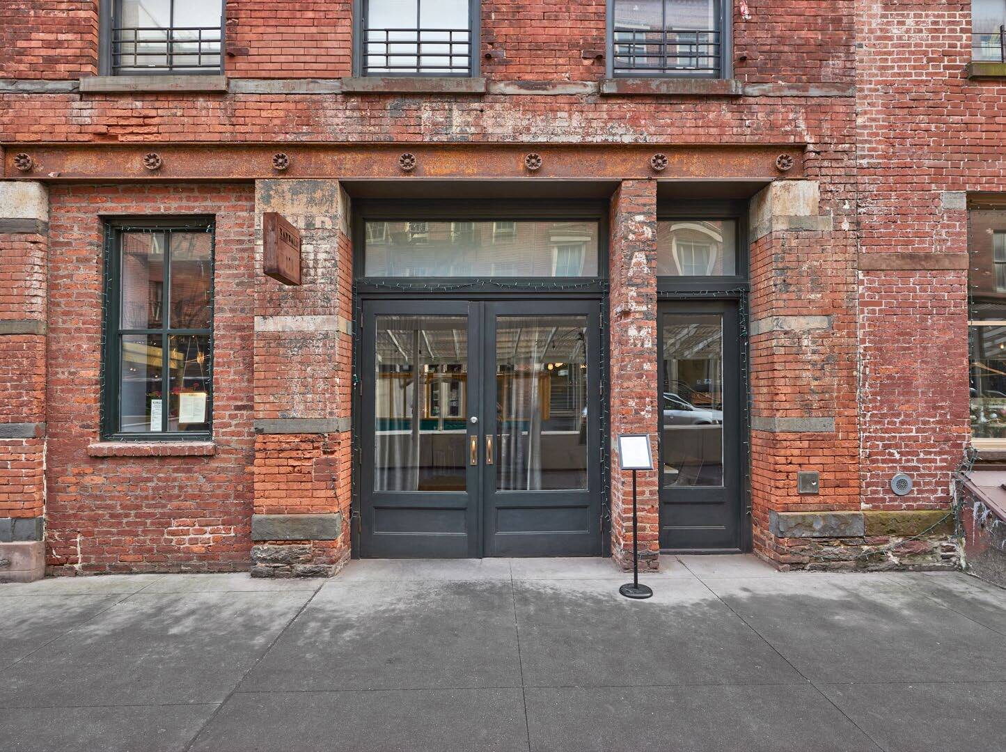 227 Front St, New York, NY à louer Photo intérieure– Image 1 sur 6