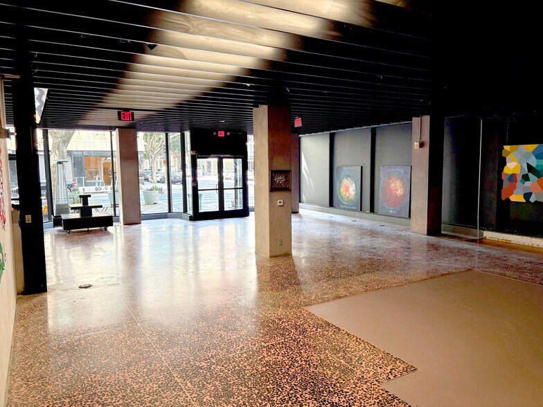 215 W 9th St, Los Angeles, CA à louer - Photo intérieure – Image 3 sur 43