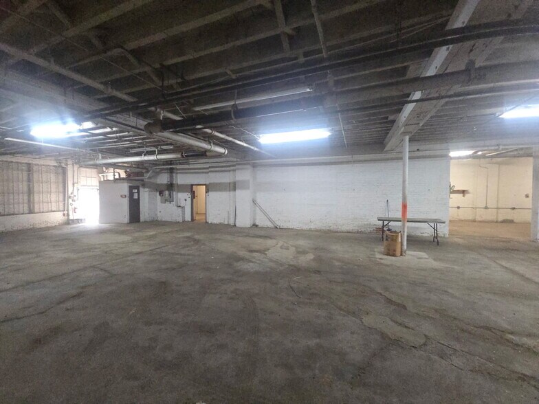 337-341 Liberty St, Newburgh, NY à louer - Photo de l’immeuble – Image 3 sur 7