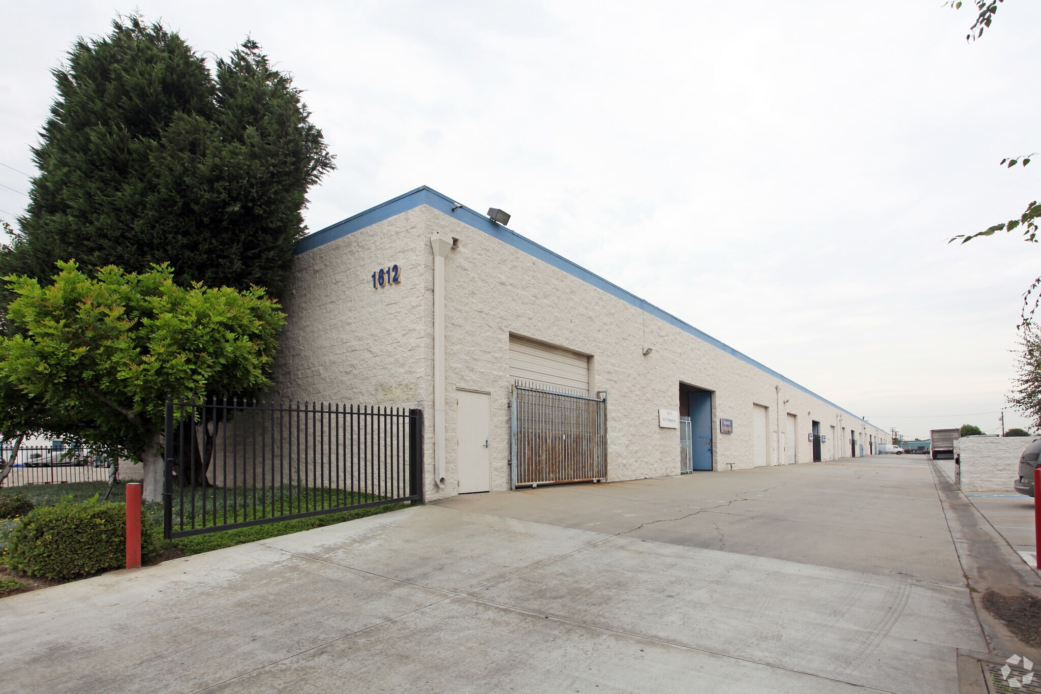 1612 N Chico Ave, South El Monte, CA à louer Photo principale– Image 1 sur 10