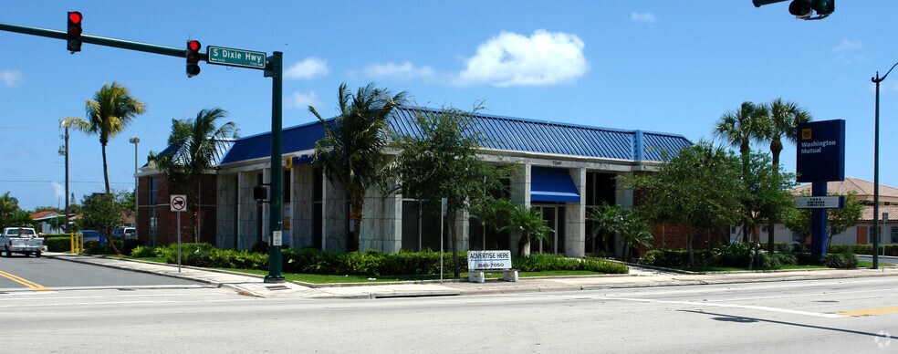 7817-7821 S Dixie Hwy, West Palm Beach, FL à louer - Photo de l’immeuble – Image 3 sur 17