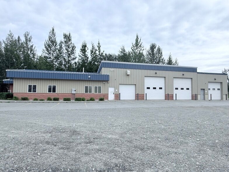 1920 S Eklutna St, Palmer, AK à louer - Photo principale – Image 1 sur 1