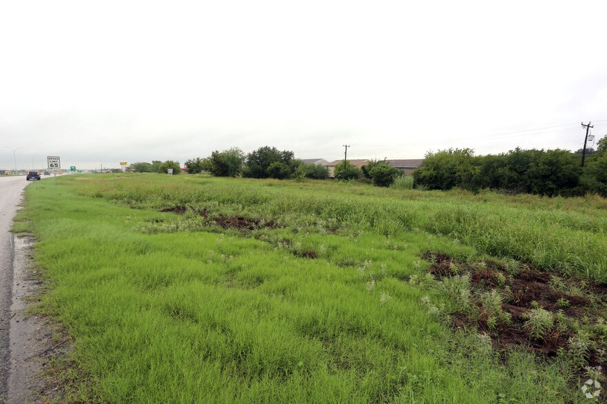 C1 E Loop 1604 Fwy, Universal City, TX à vendre - Photo de l’immeuble – Image 3 sur 6