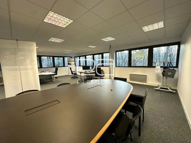 Bureau dans Vandoeuvre-les-Nancy à louer - Photo intérieure – Image 2 sur 4