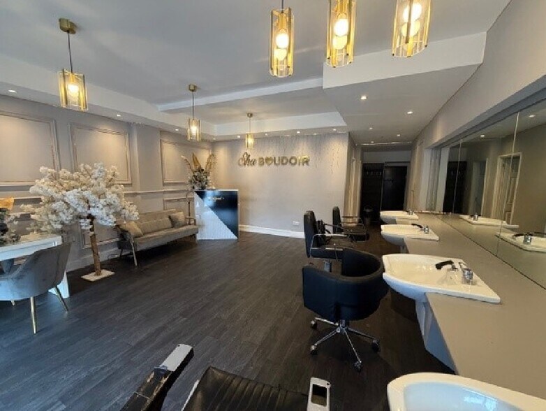 238 Chingford Mount Rd, Londres à louer - Photo de l’immeuble – Image 2 sur 2