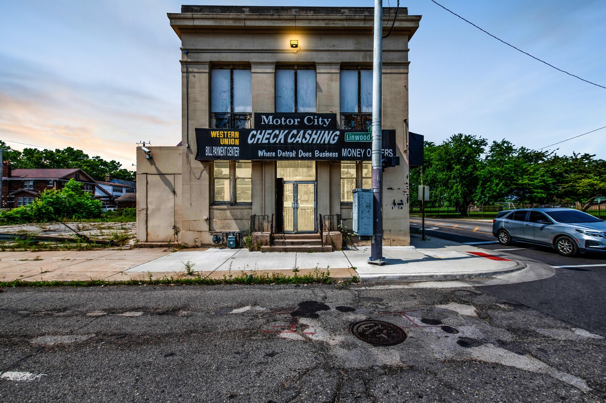 9137 Linwood St, Detroit, MI à vendre Photo principale– Image 1 sur 23