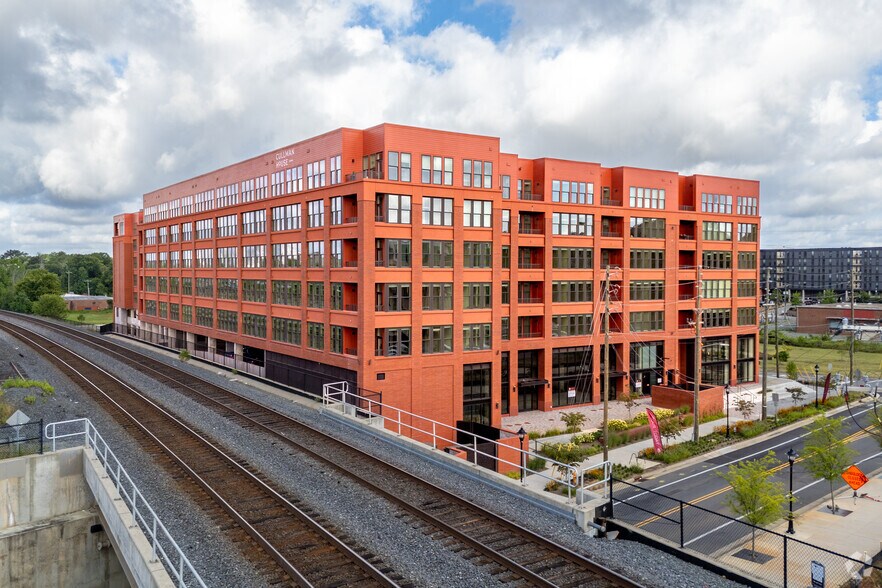 300 E 36th St, Charlotte, NC à louer - Photo de l’immeuble – Image 3 sur 32