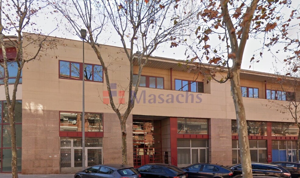 Local commercial dans Cornellà de Llobregat, Barcelona à louer - Photo principale – Image 1 sur 1