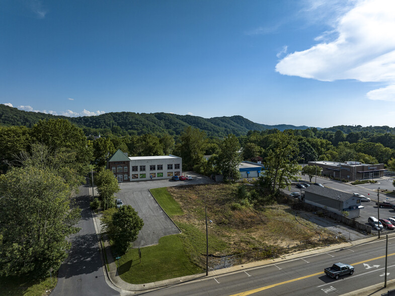 2312 State st, Bristol, TN à louer - Photo de l’immeuble – Image 3 sur 14