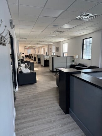 Plus de détails pour 844 McCarter Highway, Newark, NJ - Bureau à louer