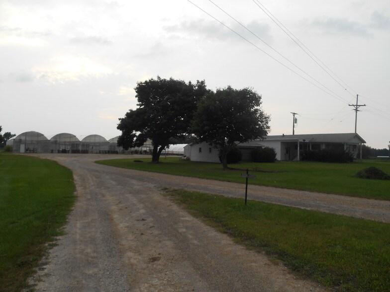 4845 Lake Pleasant Rd, North Branch, MI à vendre - Photo principale – Image 1 sur 6