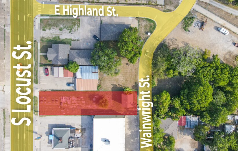 615 S Locust St, Denton, TX à vendre - Photo de l’immeuble – Image 2 sur 7