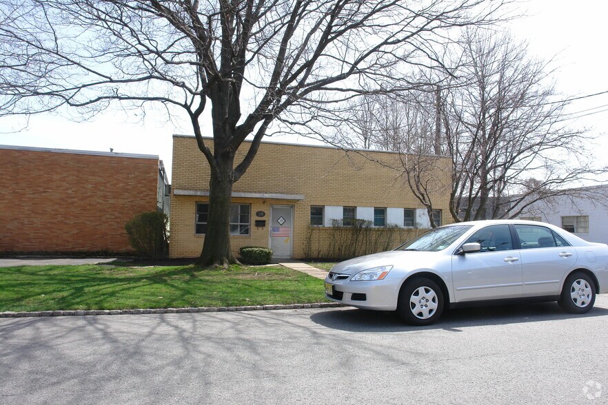 39 Commerce St, Springfield, NJ à vendre - Photo de l’immeuble – Image 3 sur 3