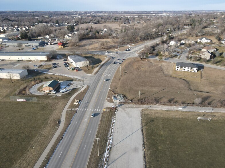 4461 NW 66th ave, Johnston, IA à vendre - Photo de l’immeuble – Image 2 sur 2
