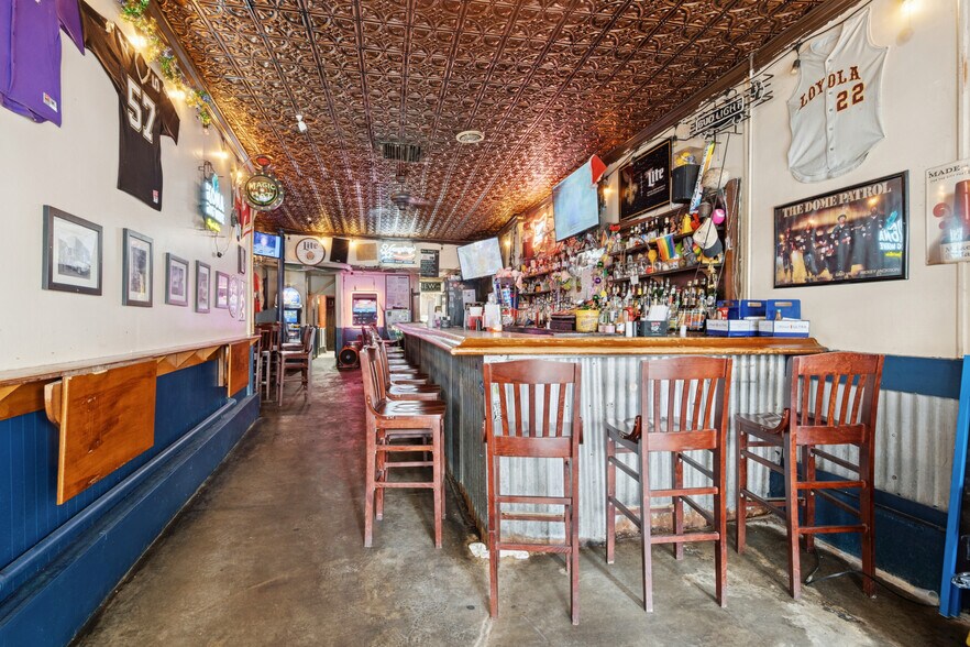 114 Baronne St, New Orleans, LA à vendre - Photo de l’immeuble – Image 3 sur 20