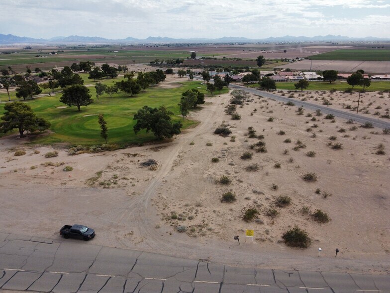 2 Acres W Wells Rd, Blythe, CA à vendre - Photo de l’immeuble – Image 1 sur 5