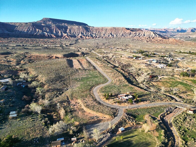 North Sierra Bella, Virgin, UT à vendre - Photo de l’immeuble – Image 2 sur 27