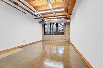 1800-1814 W Cuyler Ave, Chicago, IL à louer Photo intérieure– Image 1 sur 3