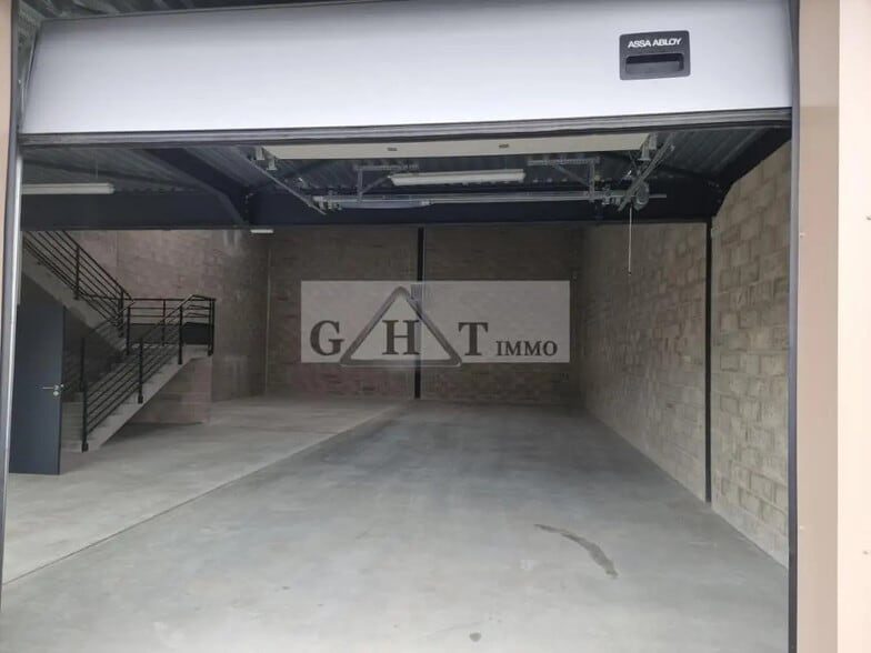 Industriel/Logistique dans Marolles-en-Hurepoix à louer - Photo intérieure – Image 1 sur 9