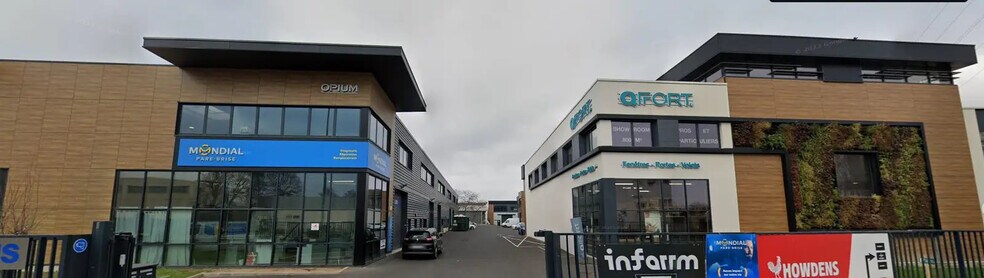 Industriel/Logistique dans Villeneuve-La-Garenne à louer - Photo de l’immeuble – Image 1 sur 31