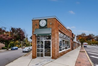 Plus de détails pour 159 Broadway, Amityville, NY - Bureau à vendre