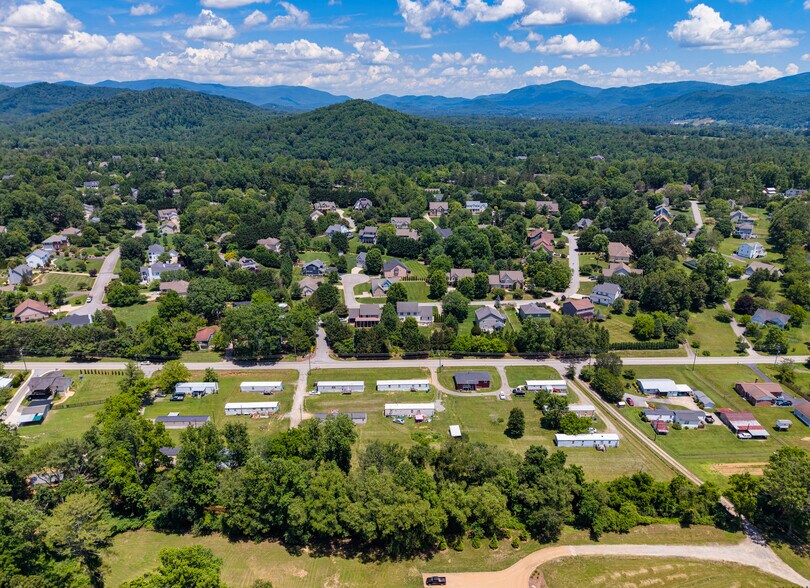 Asheville MHP Portfolio portefeuille de 2 biens à vendre sur LoopNet.fr - Photo de l’immeuble – Image 3 sur 11