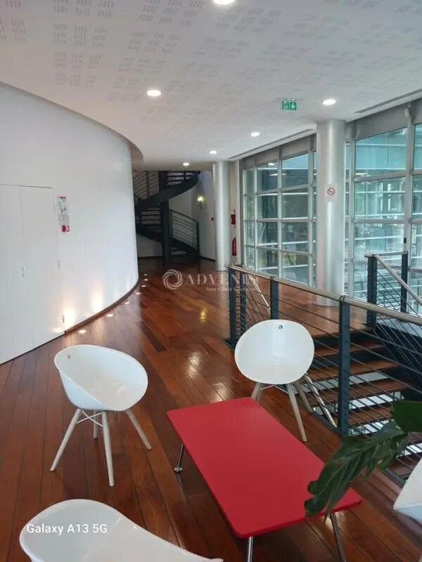Bureau dans Lyon à louer Photo de l’immeuble– Image 1 sur 4
