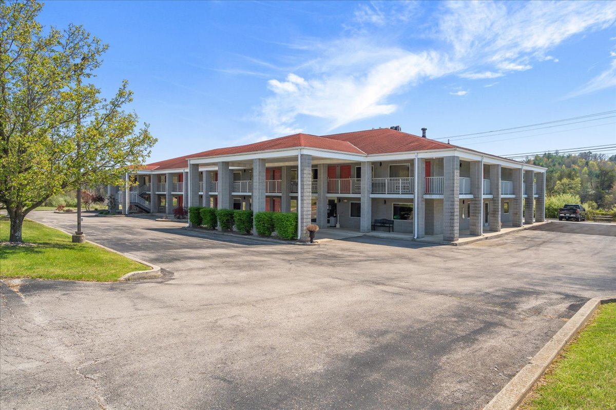 182 Quillens Chapel Rd, Campton, KY à vendre Photo principale– Image 1 sur 82
