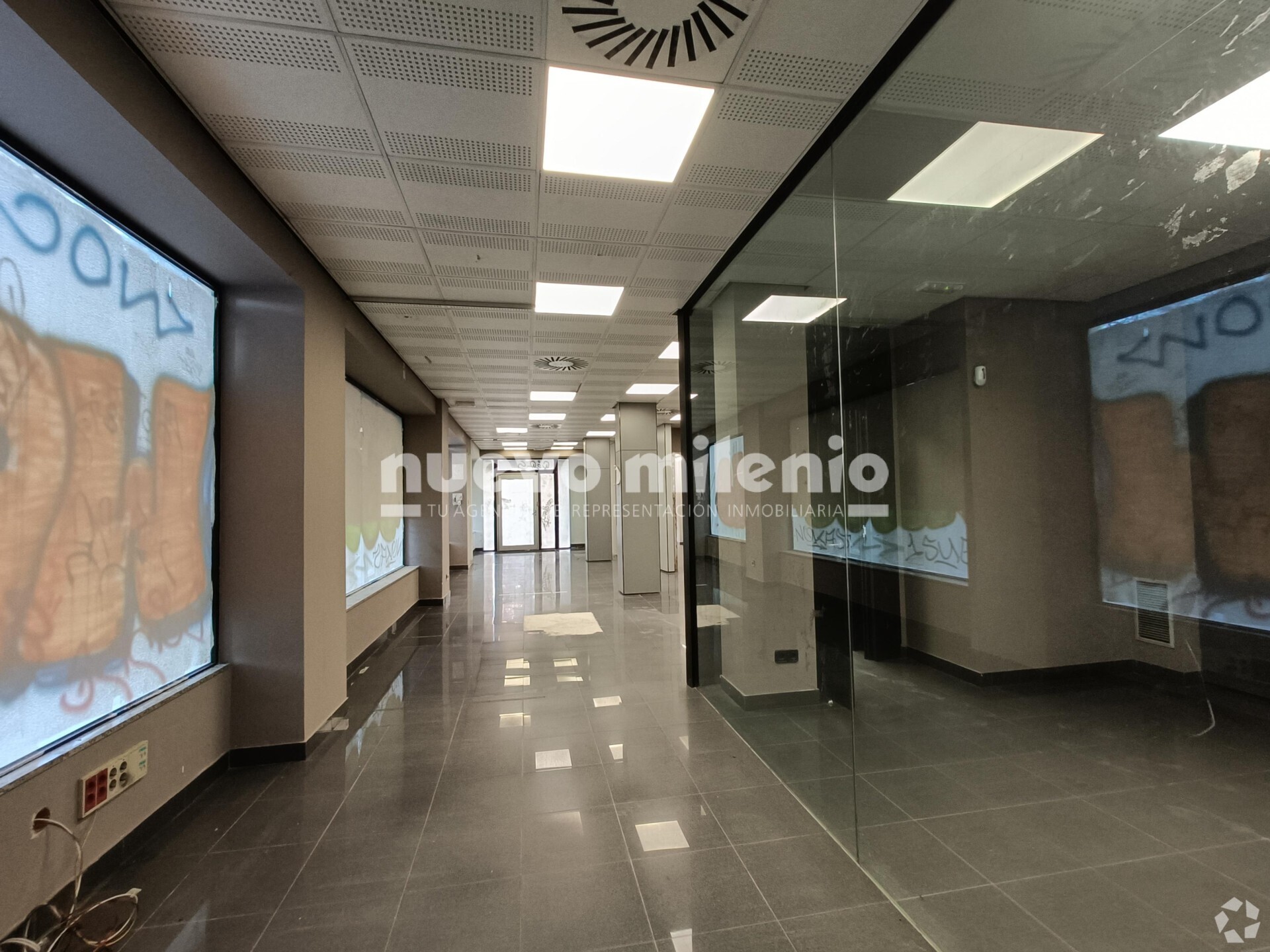 Bureaux/Local commercial dans Alcorcón, Madrid à louer Photo intérieure– Image 1 sur 4