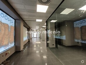 Bureaux/Local commercial dans Alcorcón, Madrid à louer Photo intérieure– Image 1 sur 4