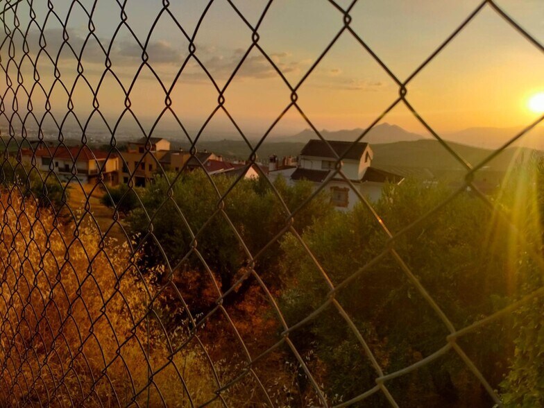 Terrain dans Güevéjar, Granada à vendre - Photo de l’immeuble – Image 2 sur 4