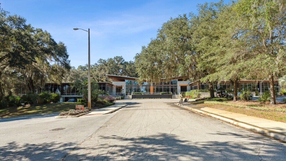 7600 Nw 5th Pl, Gainesville, FL à vendre - Photo de l’immeuble – Image 3 sur 10