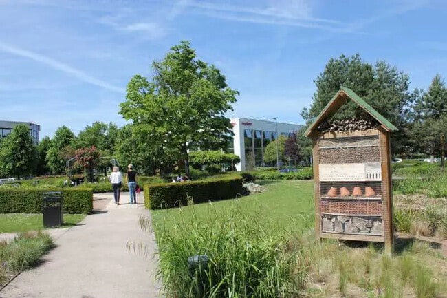 Plus de détails pour 33 Rue Des Vanesses, Villepinte - Bureau, Local d'activités à louer