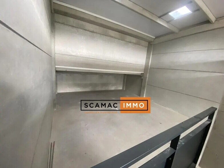 Industriel/Logistique dans Cuers à louer - Photo intérieure – Image 3 sur 4
