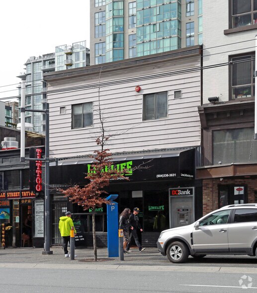 1167 Granville St, Vancouver, BC à louer - Photo de l’immeuble – Image 3 sur 6