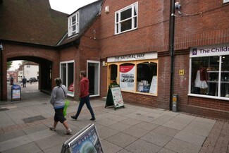 Plus de détails pour 14 New St, Braintree - Local commercial à louer