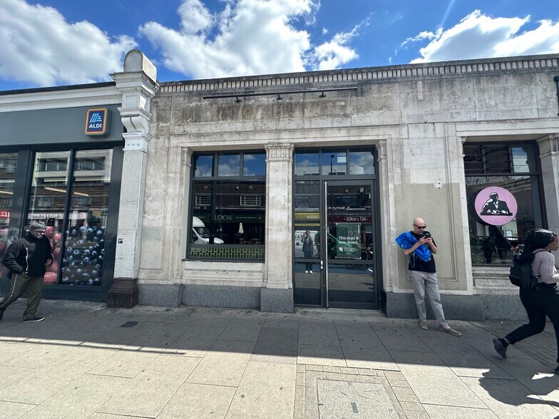 167 Balham High Rd, Londres à louer - Photo de l’immeuble – Image 2 sur 2