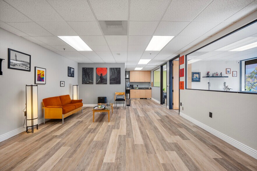 1754 Technology Dr, San Jose, CA à vendre - Photo de l’immeuble – Image 2 sur 39