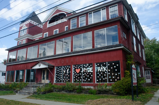 Plus de détails pour 183 Main St, Hyde Park, VT - Local d'activités à louer