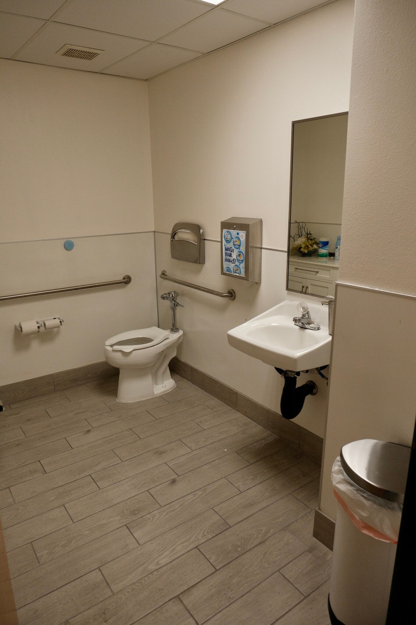 558 Amapola Ave, Torrance, CA à louer Photo intérieure– Image 1 sur 6