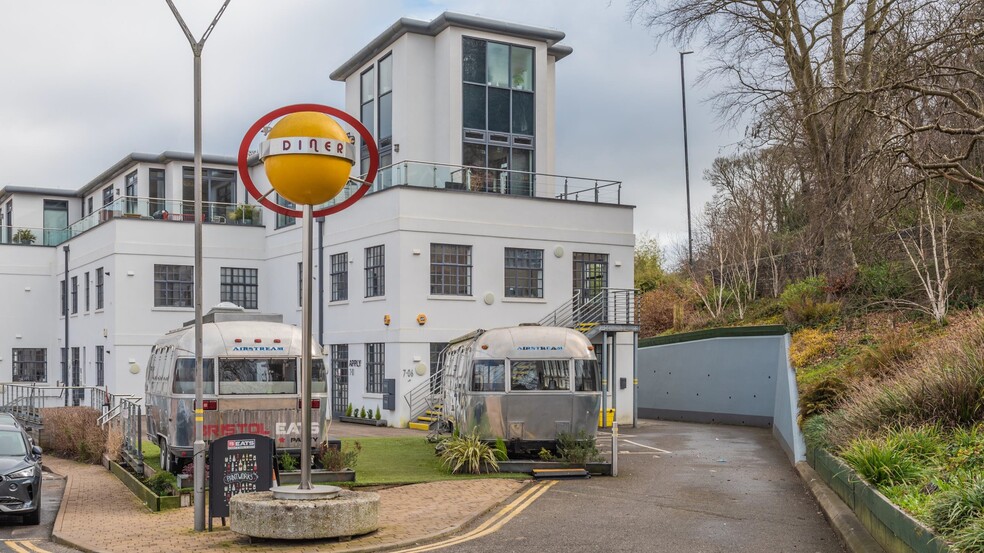 Bath Rd, Bristol à vendre - Photo principale – Image 1 sur 6