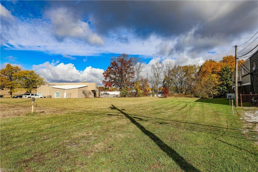 9088 State Route 14, Streetsboro, OH à vendre - Photo de l’immeuble – Image 2 sur 4